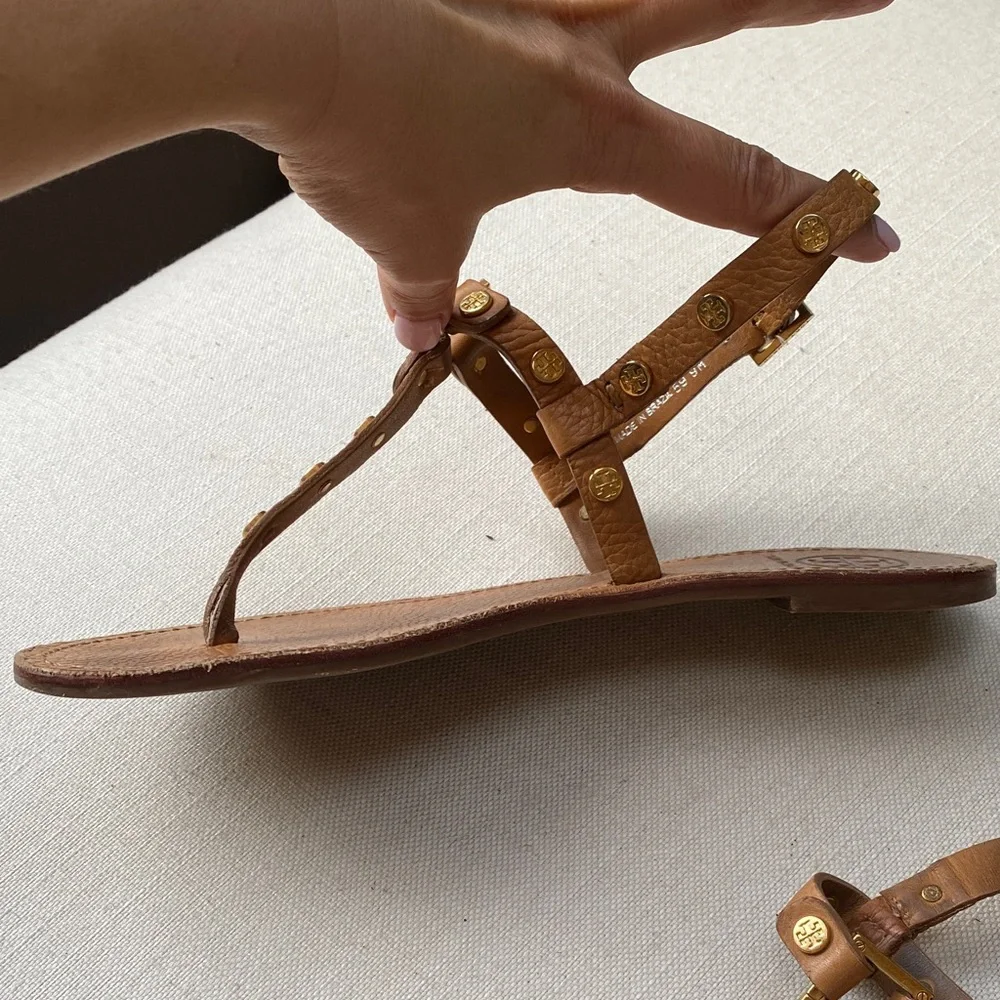 GUC Tory Burch Brown Leather Sandals with Gold Accents - Picture 7 of 8